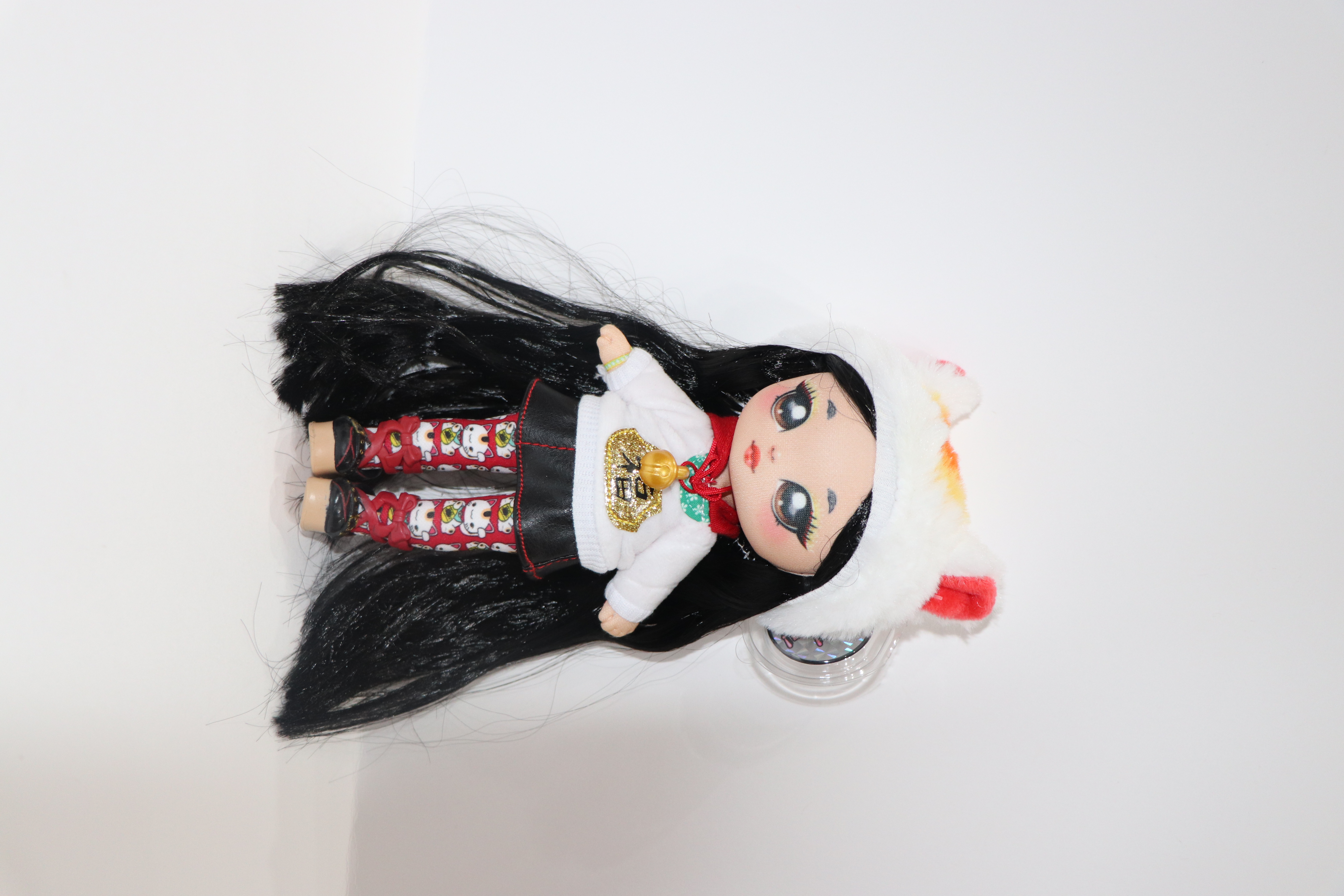 عروسک نانانا سورپرایزNa!Na!Na SurpriseسریGlam2مدل liling luck